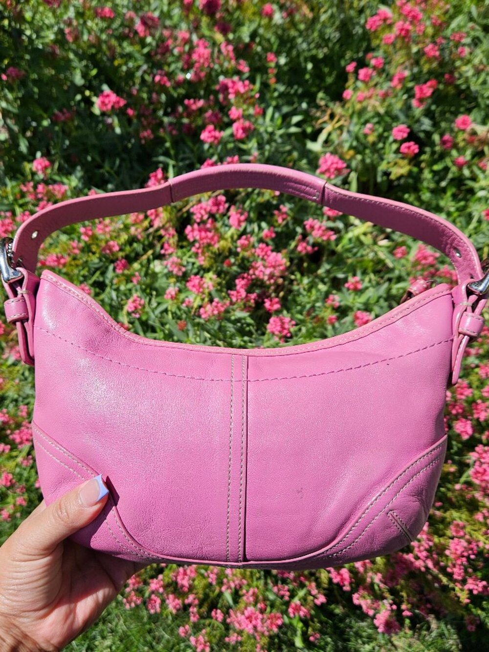 Coach Vintage Y2K SoHo Hobo Mini Pink Shoulder Bag Crescent Leather Style 9541